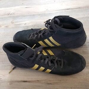 Adidas Gold/grey wrestling shoes